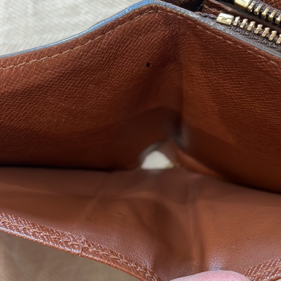 LV Monogram Compact Zippe Zipped Wallet - Picture 7 of 11
